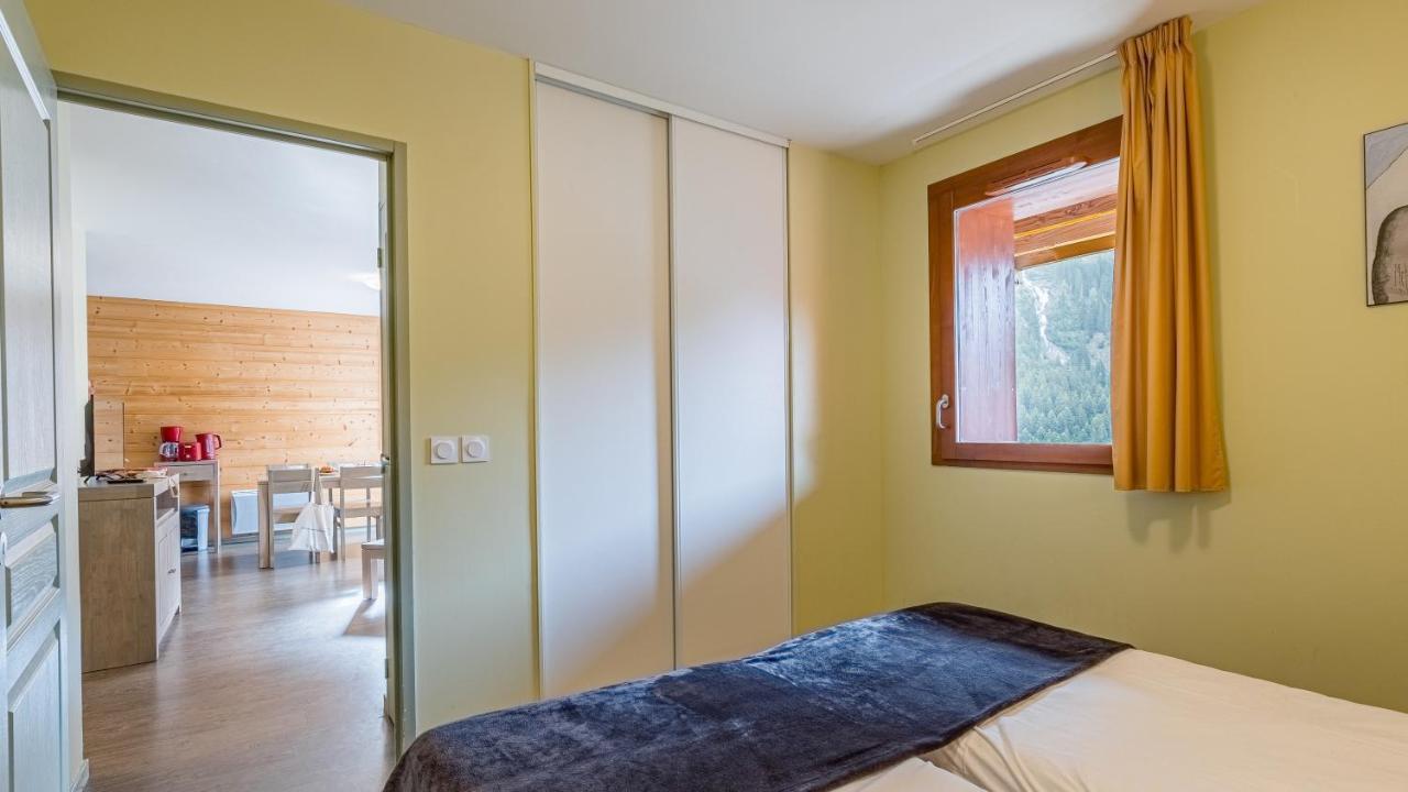 Madame Vacances Les Epinettes Vaujany Εξωτερικό φωτογραφία